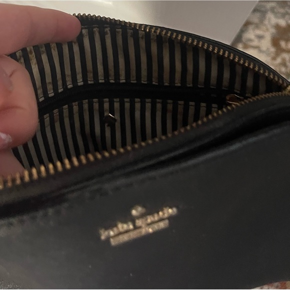Small Black Leather Kate Spade Crossbody Bag - Picture 4 of 5